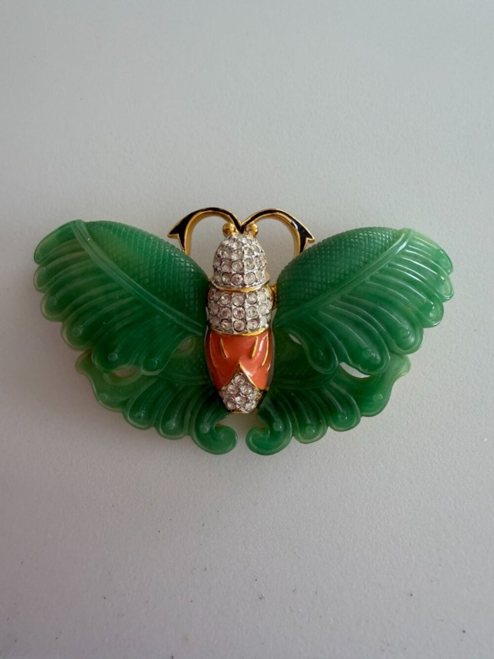 KENNETH JAY LANE Vintage Moth Resin Brooch Pin - Picture 8 of 8